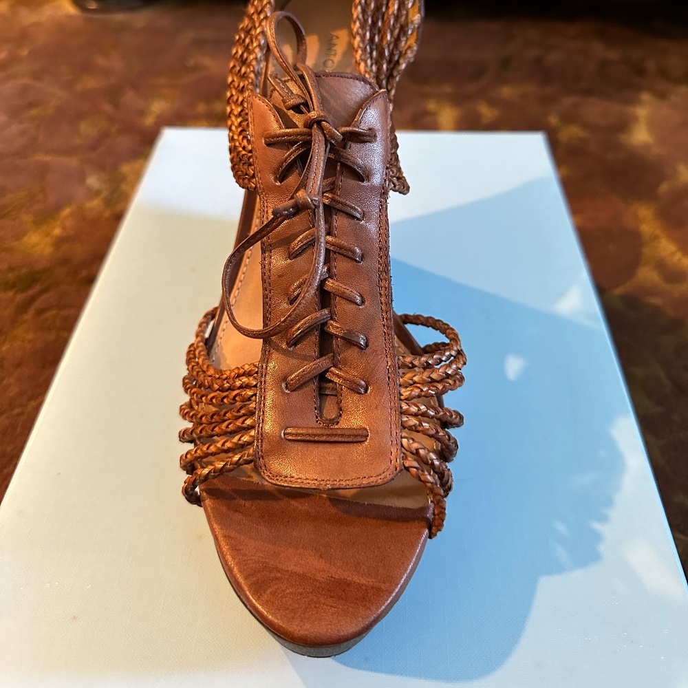 NEW- NEVER WORN Antonio Melani Lucie Wedge